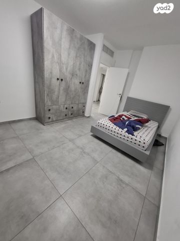 דירה, דרך משה דיין 34, כפיר, נווה כפיר, תל אביב יפו