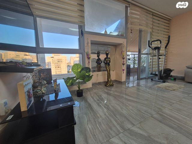 דירה, שדרות האלונים, פארק המושבה, באר יעקב