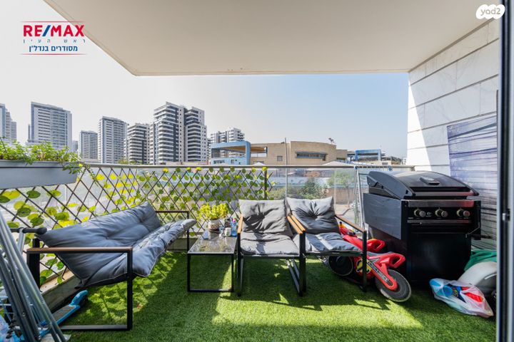 דירה, יפה ירקוני 10, פסגות אפק, ראש העין