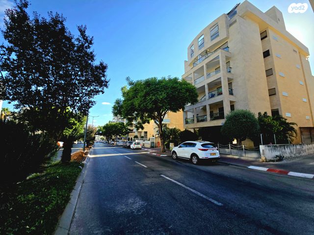 דירה, הרב ריינס 25, צפון מזרח מרכז העיר, נתניה