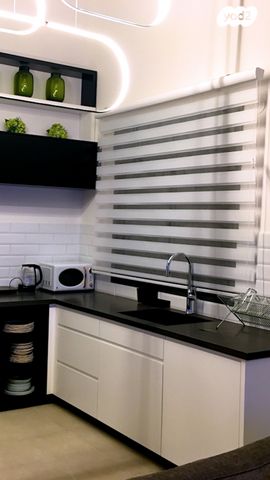 דופלקס, אור עקיבא