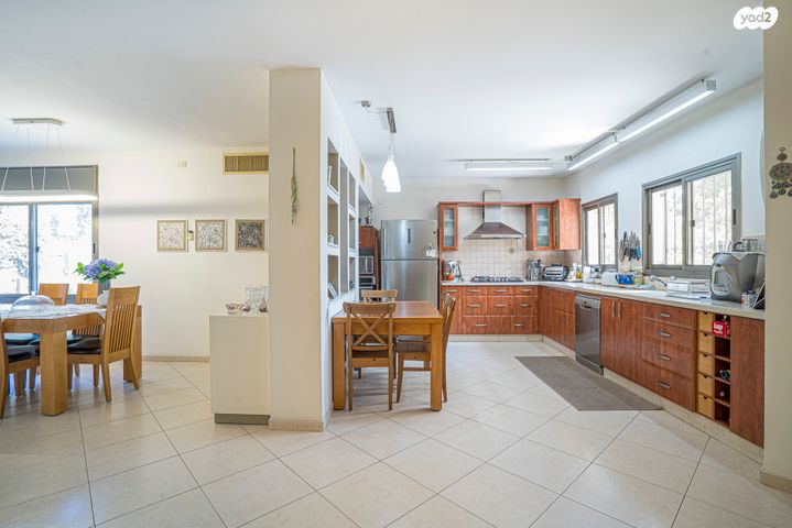 בית פרטי/ קוטג', גרין פארק שיכון עובדים, הוד השרון