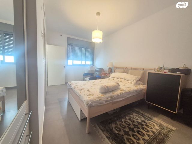 דירה, ש"י עגנון, שיכון רסקו, קרית אונו