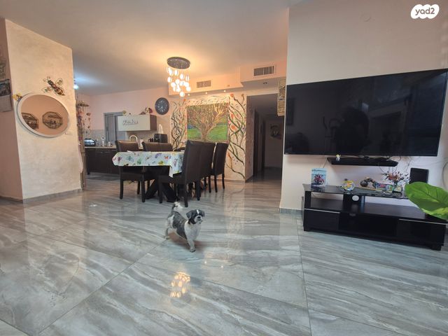 דירה, שדרות האלונים, פארק המושבה, באר יעקב