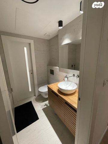 דירה, מגדיאל, הוד השרון