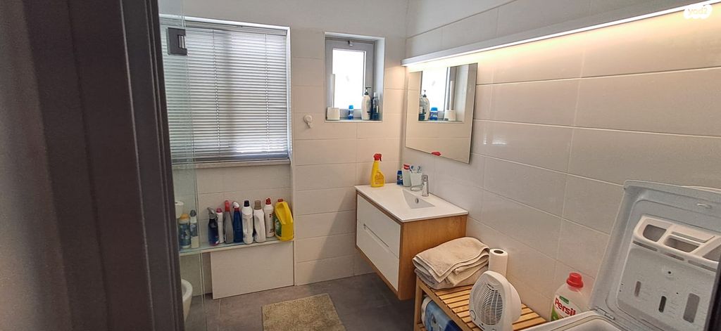 דירה, גבעת הרמבם, גבעתיים