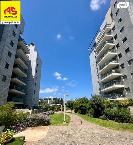 דירה, תוף מרים, גליל ים (מתחם הכוכבים), הרצליה