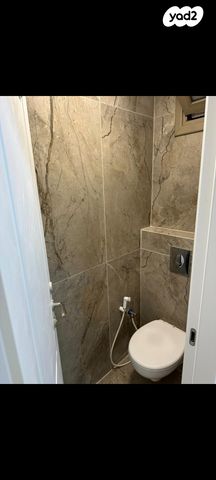 דירה, א.י. שחראי, בית וגן, ירושלים