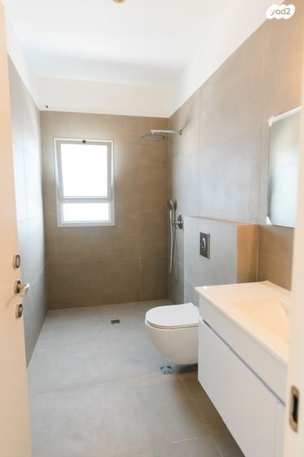 גג/ פנטהאוז, אור ים, אור עקיבא