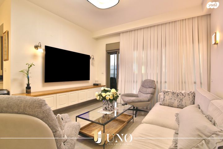 גג/ פנטהאוז, יהונתן נתניהו 6, אביבים, קרית מוצקין