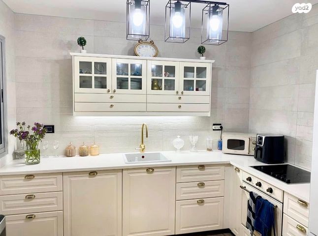 דירת גן, גדרה