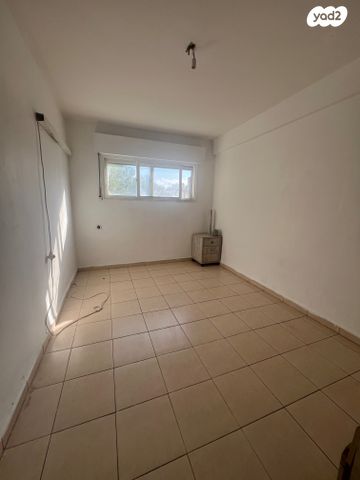 דירה, יצחק בן צבי, קרית חיים מזרחית, חיפה