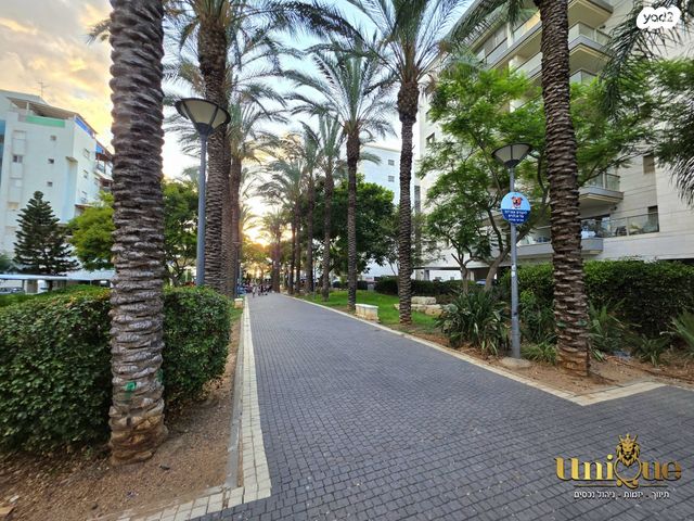 דירה, שדרות בית וגן, בית וגן, קרית אתא