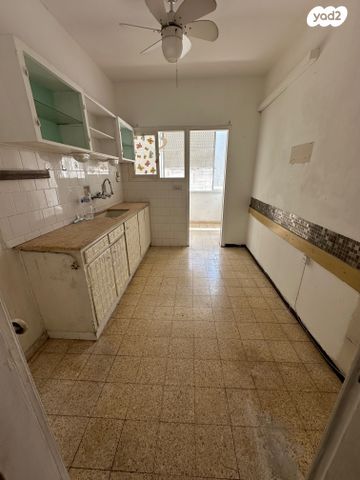 דירה, רמב"ם 35, עין גנים, פתח תקווה