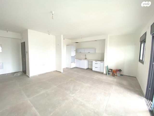 דירה, הרב הרצוג, צפון מערב מרכז העיר, נתניה