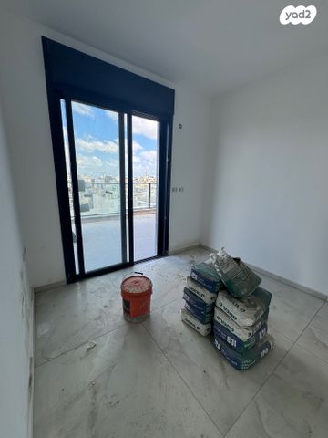 דופלקס, שמואל סלנט, המרכז השקט / מרכז העיר, פתח תקווה