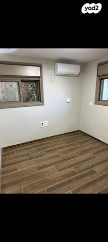 דירה, א.י. שחראי, בית וגן, ירושלים