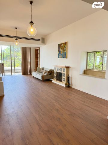 דו משפחתי, ויתקין, אחוזה, חיפה