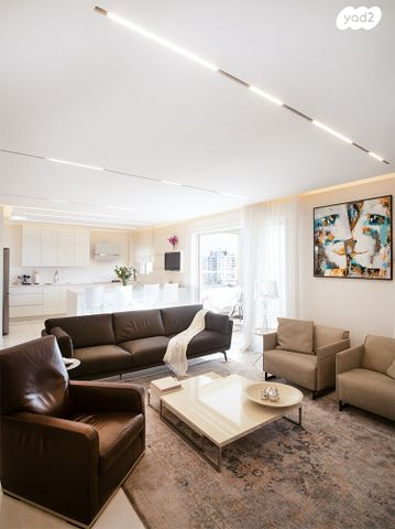 דירה, אושר גולדוסר 3, כפר גנים ג, פתח תקווה