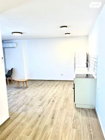 דירה, כיכר אליעזר קפלן 12, שכונה א', באר שבע