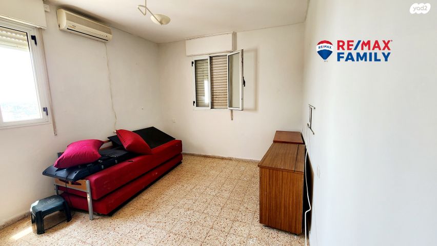 דירה, קרן היסוד 62, מרכז העיר, סביניה, הוותיקה, קרית ביאליק