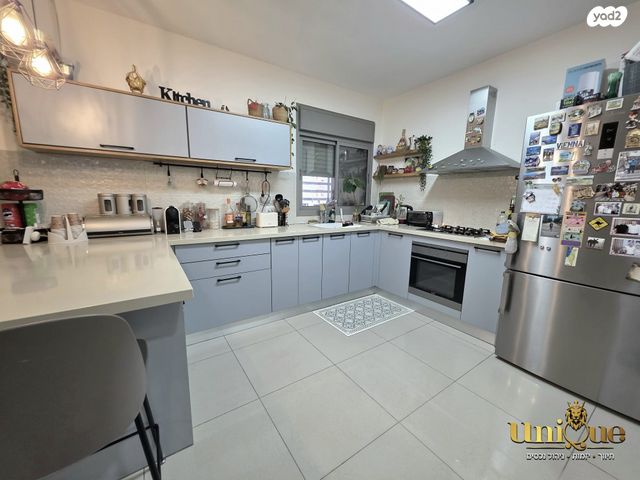 דירה, שדרות בית וגן, בית וגן, קרית אתא