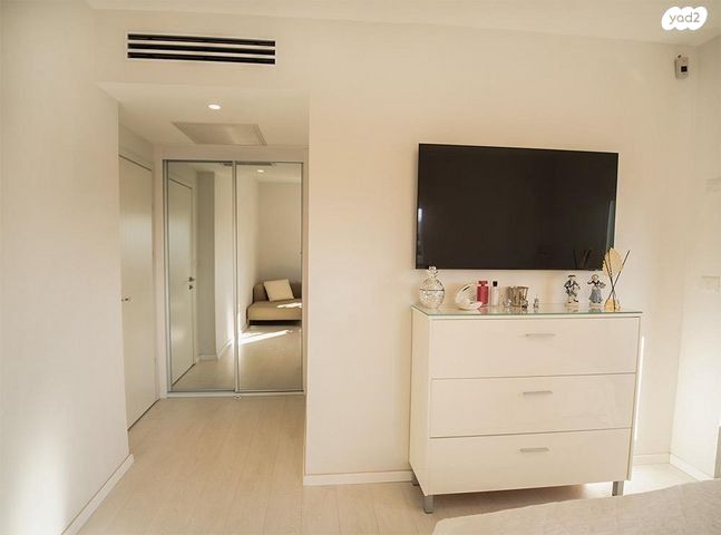 דירה, אושר גולדוסר 3, כפר גנים ג, פתח תקווה