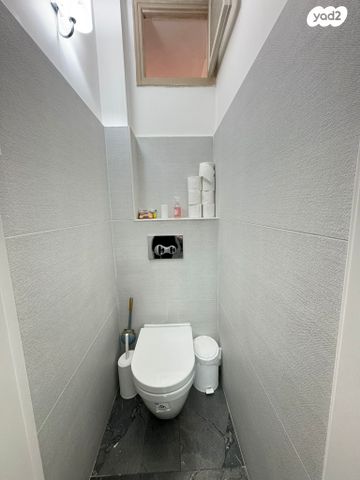 דירה, שדרות גלוסקין, ב' / צפון מערב העיר, רחובות