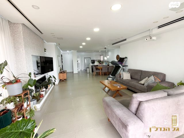 גג/ פנטהאוז, ברנע, אשקלון