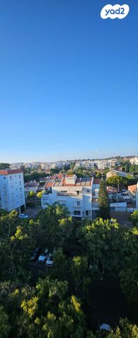 דירה, האשל, דובדבן הכפר, כפר סבא