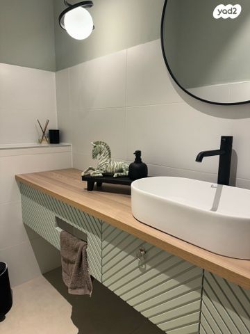 גג/ פנטהאוז, נהריה