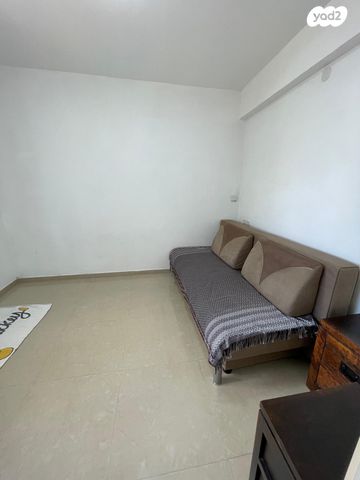 גג/ פנטהאוז, דבורה הנביאה 14, נאות יהודית ונווה ארזים, חולון