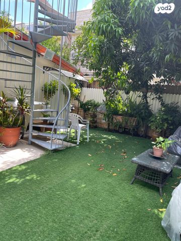 גג/ פנטהאוז, דבורה הנביאה 14, נאות יהודית ונווה ארזים, חולון