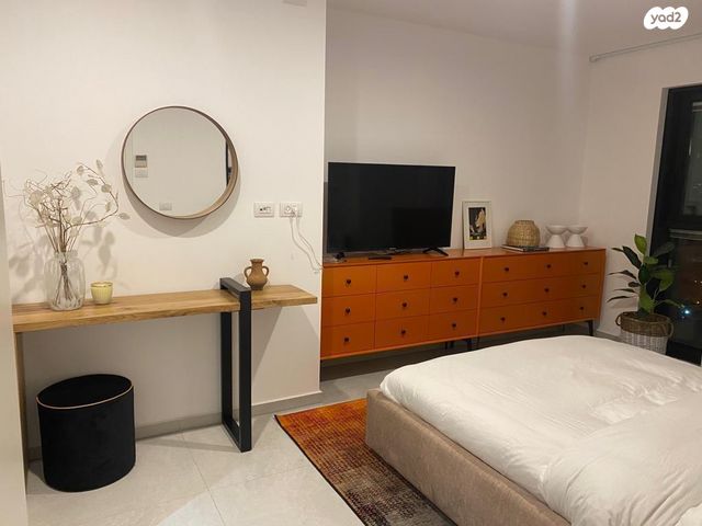 דירה, ניסים אלוני, תל אביב יפו