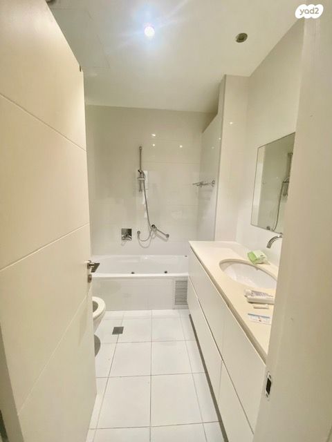 דירה, אהרון דוד גורדון, הצפון הישן - צפון, תל אביב יפו