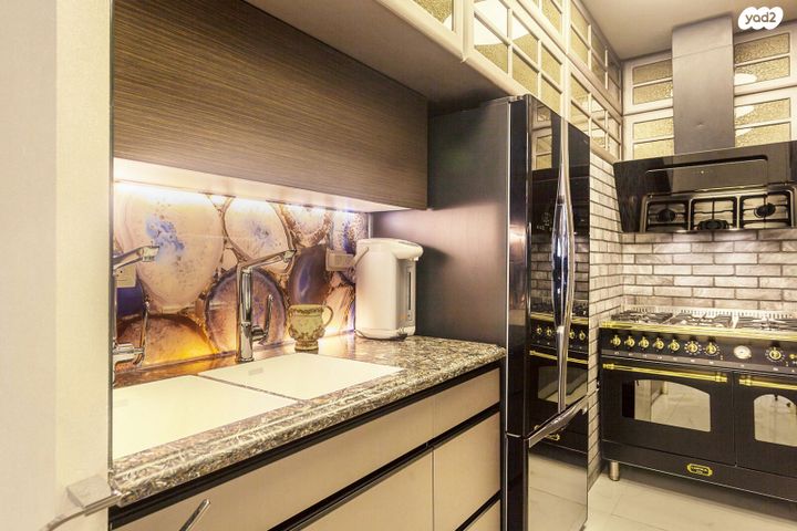 דירה, הרב חנינא שיף, מקור ברוך, ירושלים