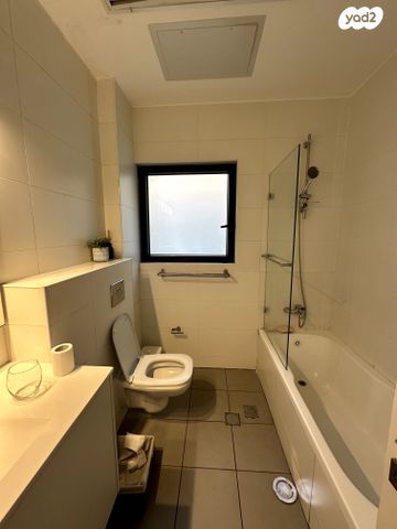 דירת גן, דניאל, תל אביב יפו