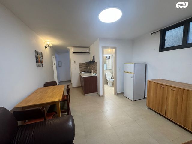 דירה, שעריים, רחובות