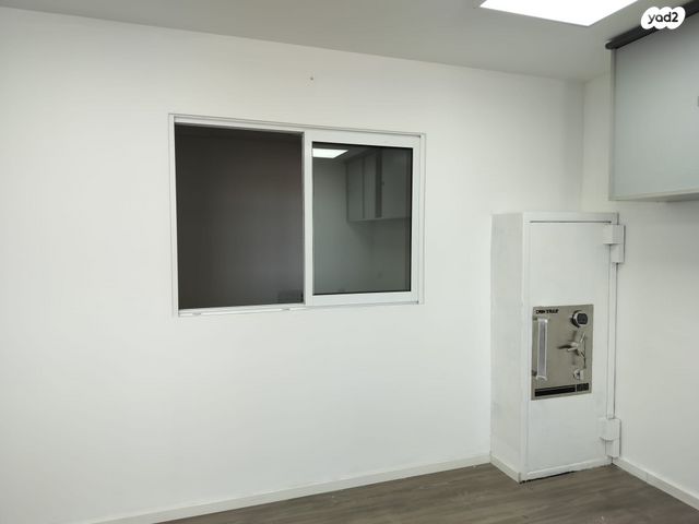 משרדים, דרך זאב ז'בוטינסקי, בורסה, רמת גן