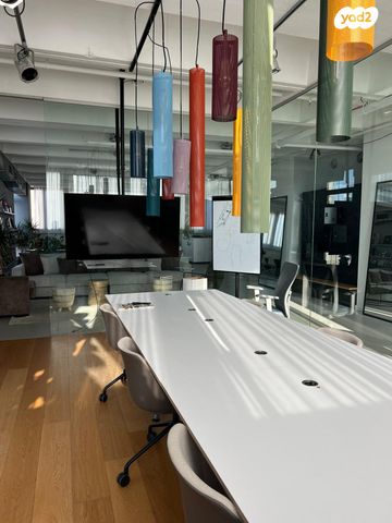 משרדים, שוקן, תל אביב יפו