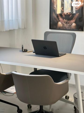 משרדים, שוקן, תל אביב יפו