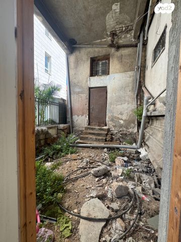 חנויות/ שטח מסחרי, דרך יפו, שער פלמר, תחנת רכבת השמונה, חיפה