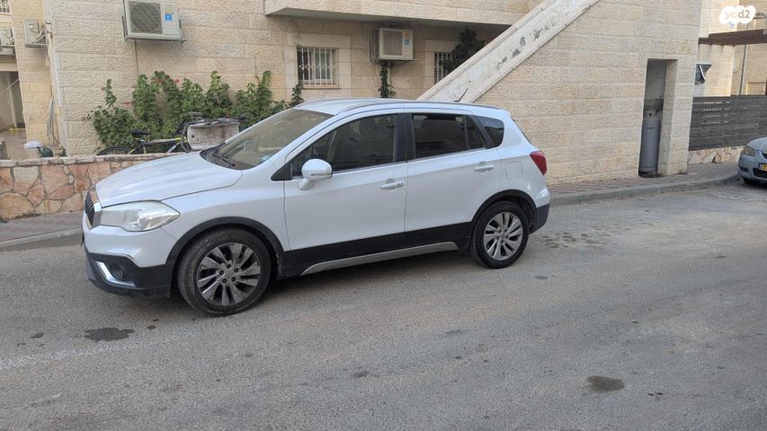 קרוסאובר GLX אוט׳ 1.4 (140 כ״ס)
