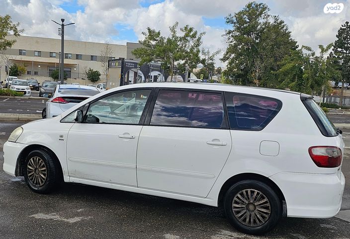 טויוטה אוונסיס