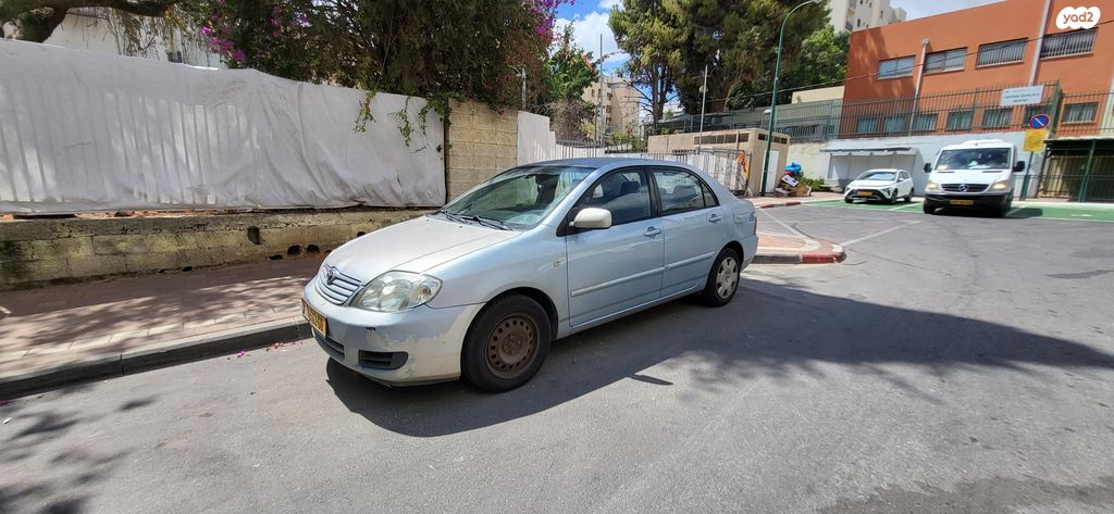 טויוטה קורולה