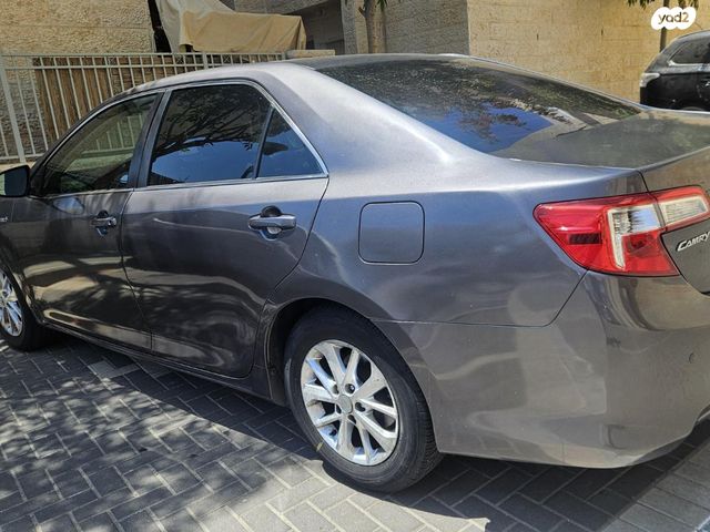 טויוטה קאמרי