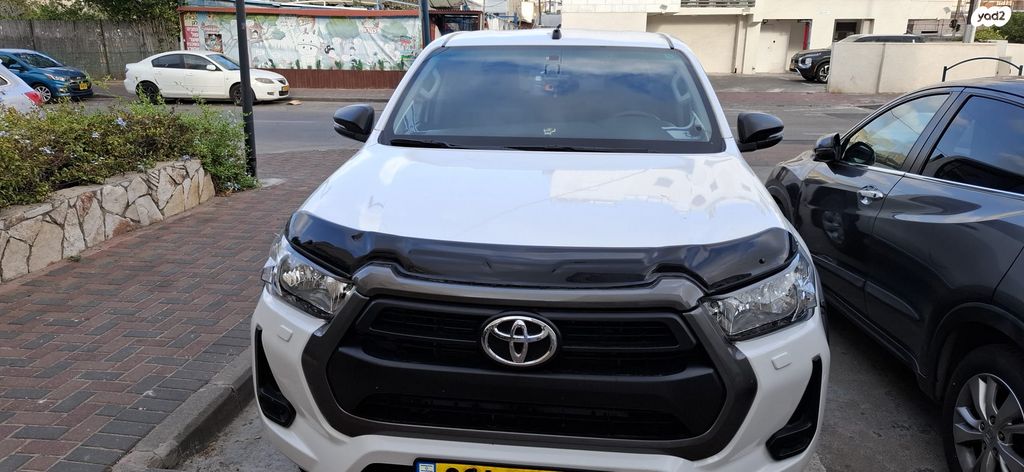 היילקס Active אוט׳ 2.4 (150 כ״ס) [2020-2025]