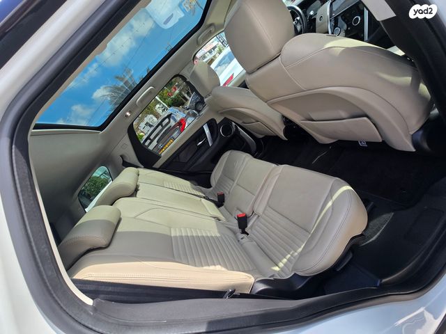 לנד רובר דיסקברי ספורט