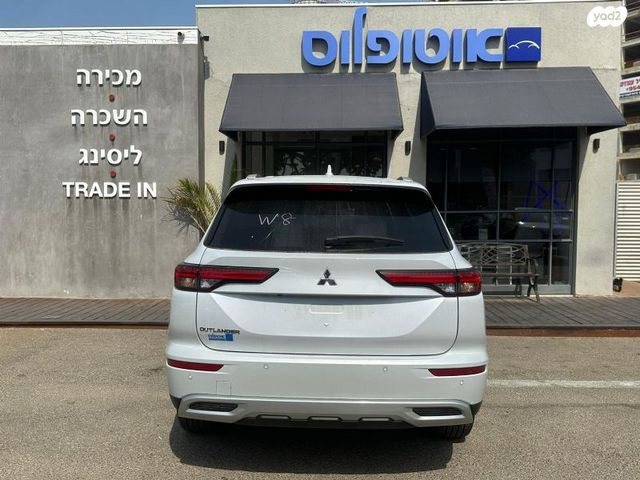 מודעת רכב מיצובישי אאוטלנדר 1