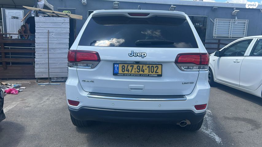 מודעת רכב ג'יפ גרנד צ'ירוקי 2
